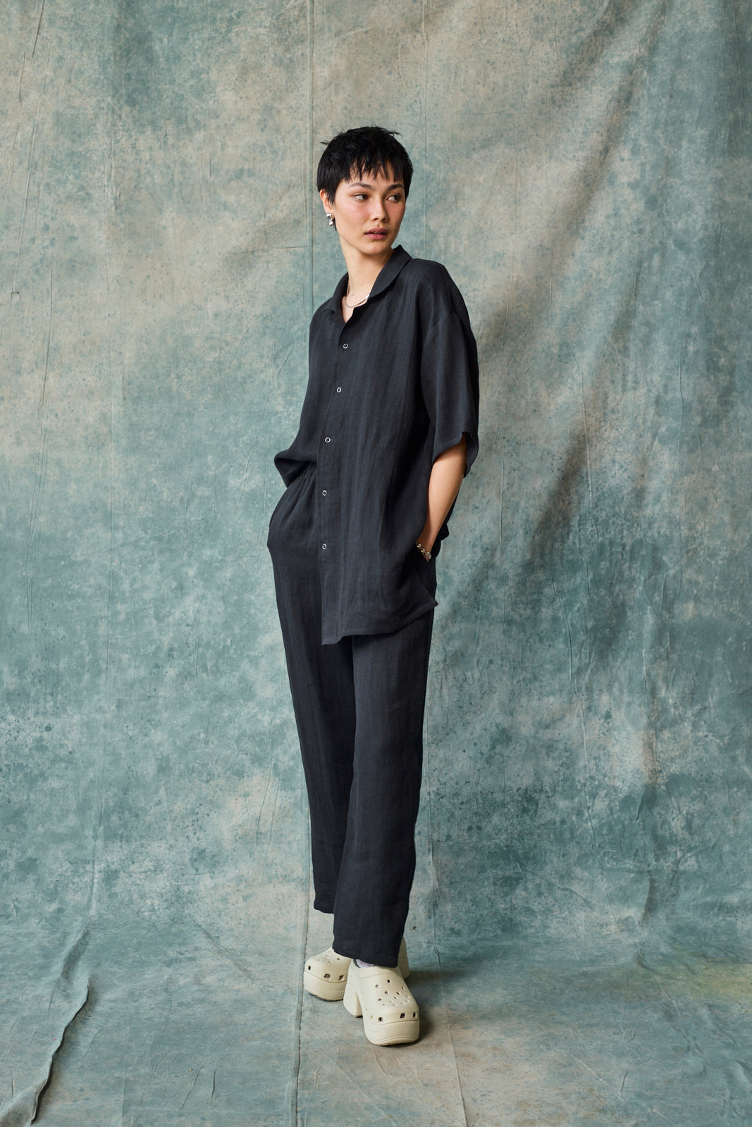 Column Pant - Black Linen