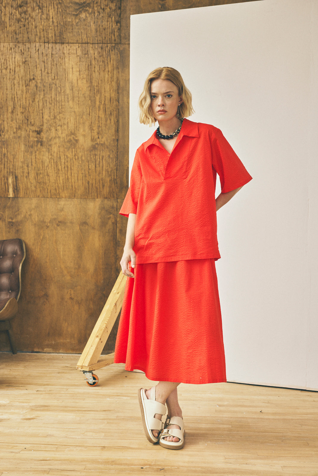 Lapped Collar Shirt - Tomato – Devlyn van Loon