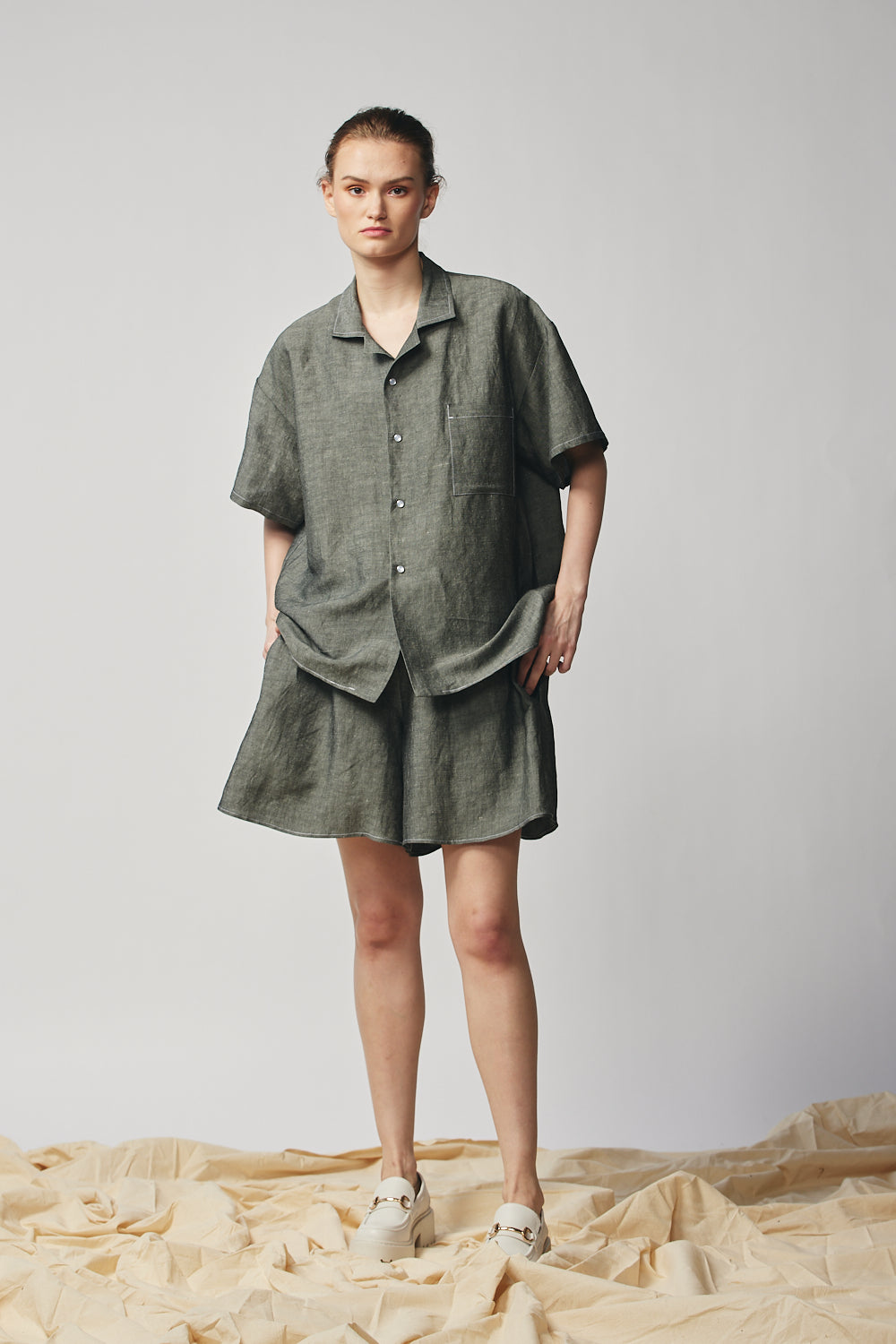 Gender-neutral Camp Collar Shirt - Graphite